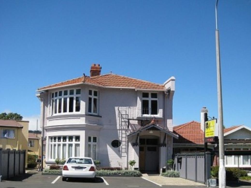 Albatross Inn Bed & Breakfast Dunedin Exterior photo